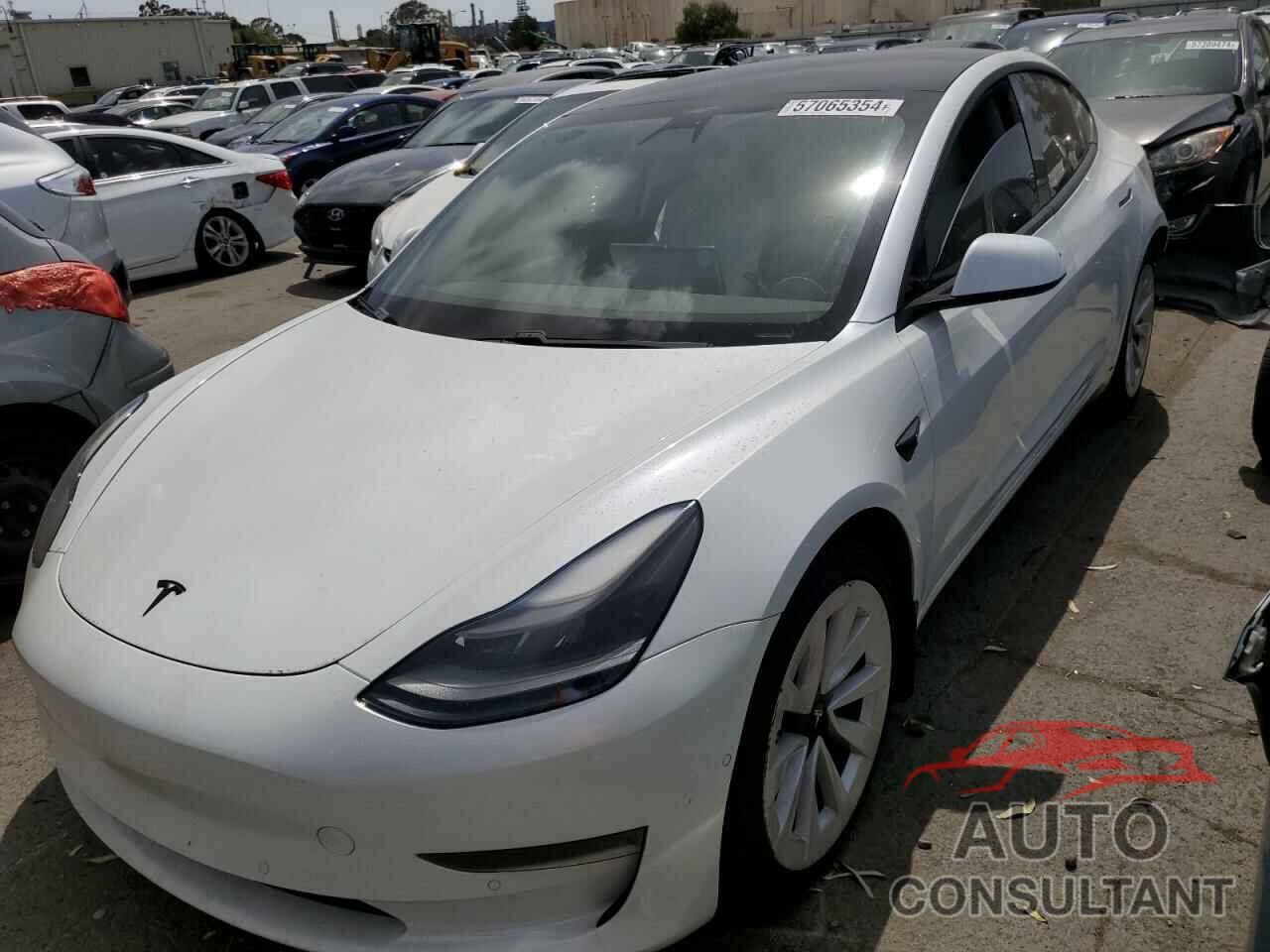 TESLA MODEL 3 2021 - 5YJ3E1EB2MF004136