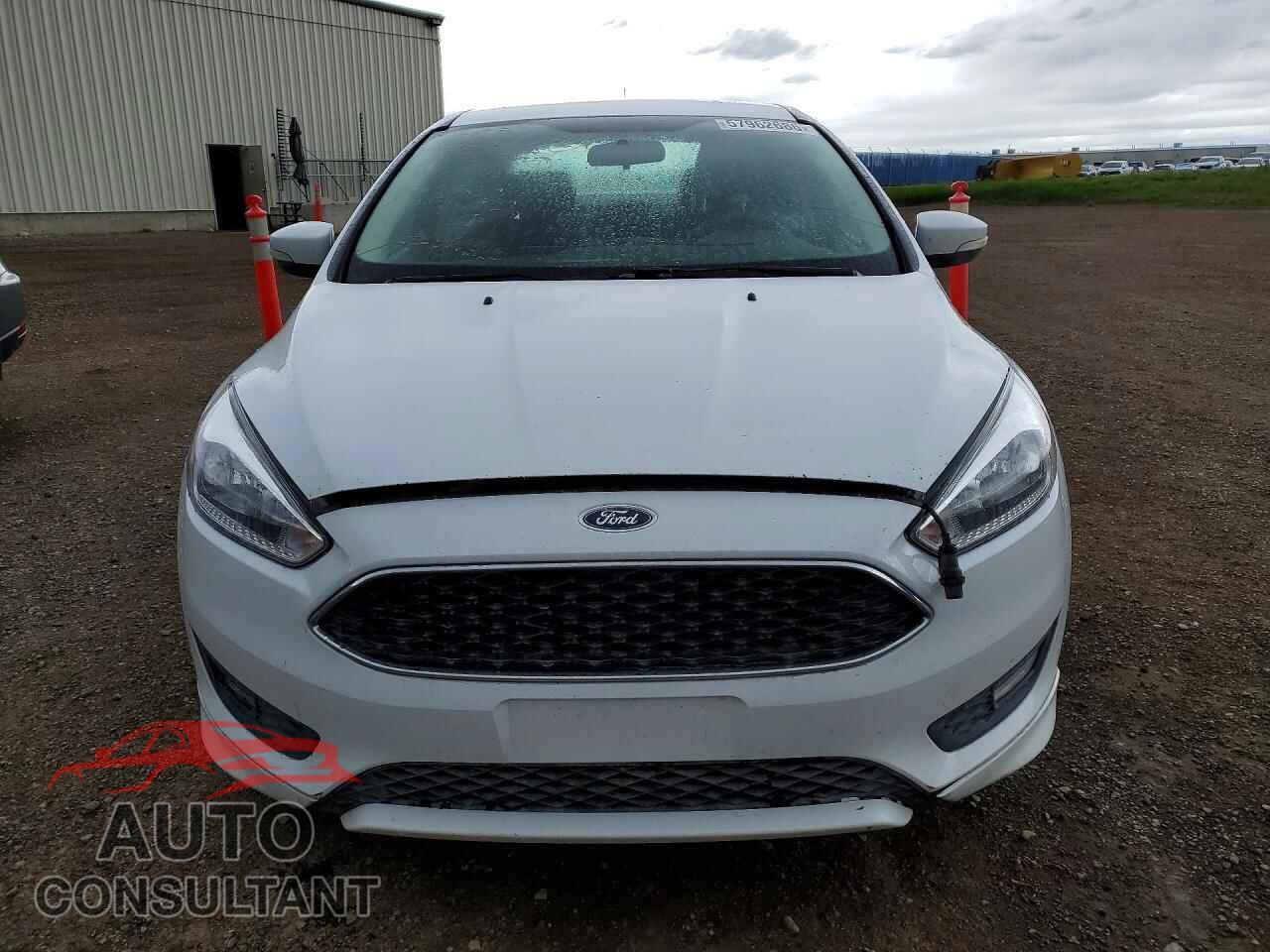 FORD FOCUS 2017 - 1FADP3F23HL261114