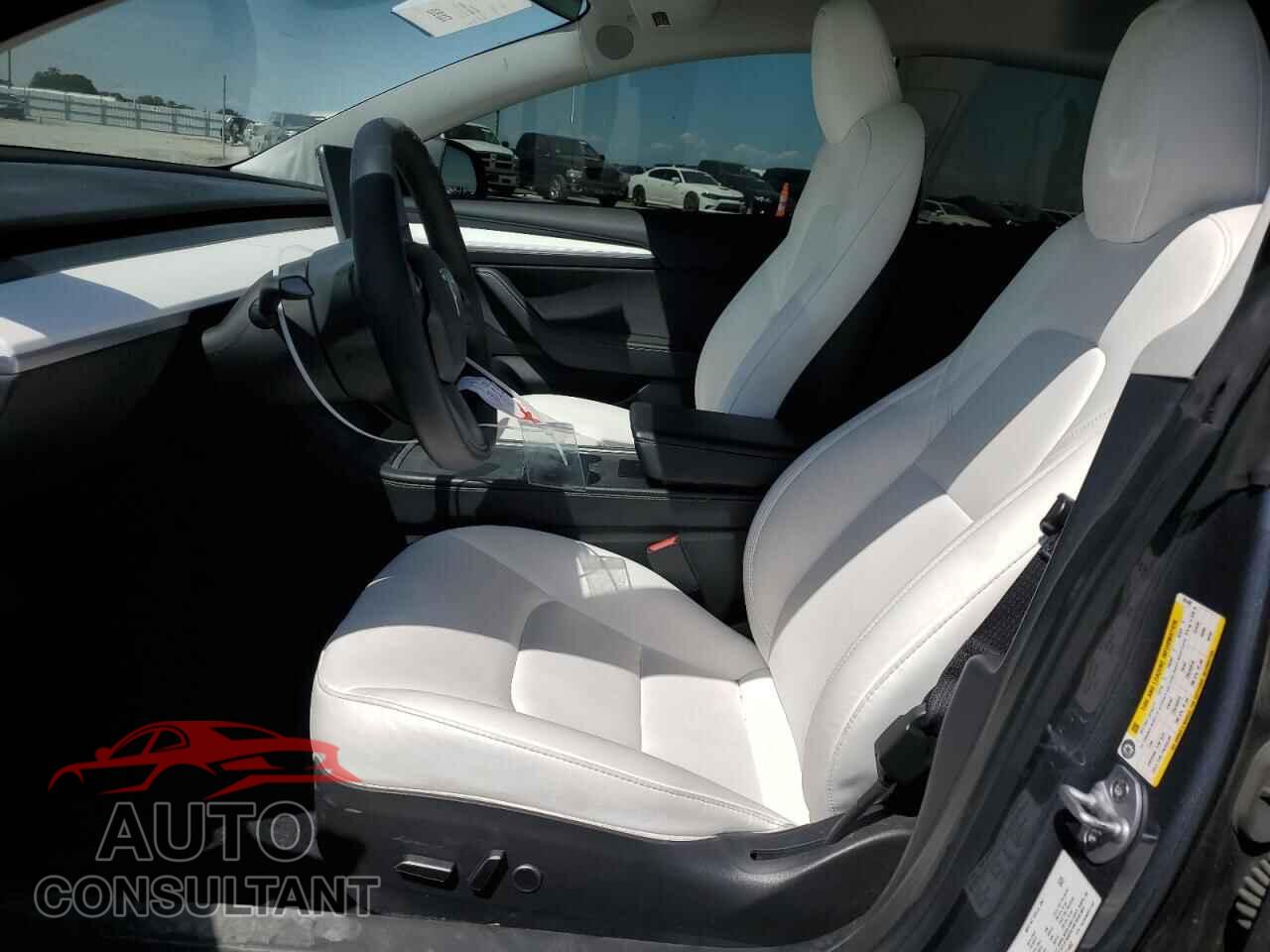 TESLA MODEL 3 2023 - 5YJ3E1EA0PF551482