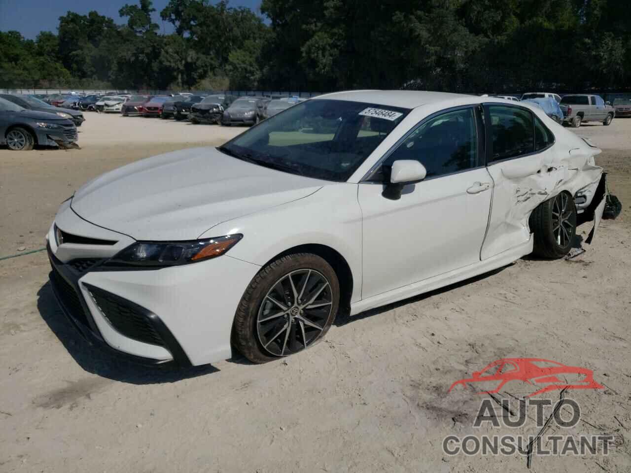 TOYOTA CAMRY 2021 - 4T1G11AK8MU454959