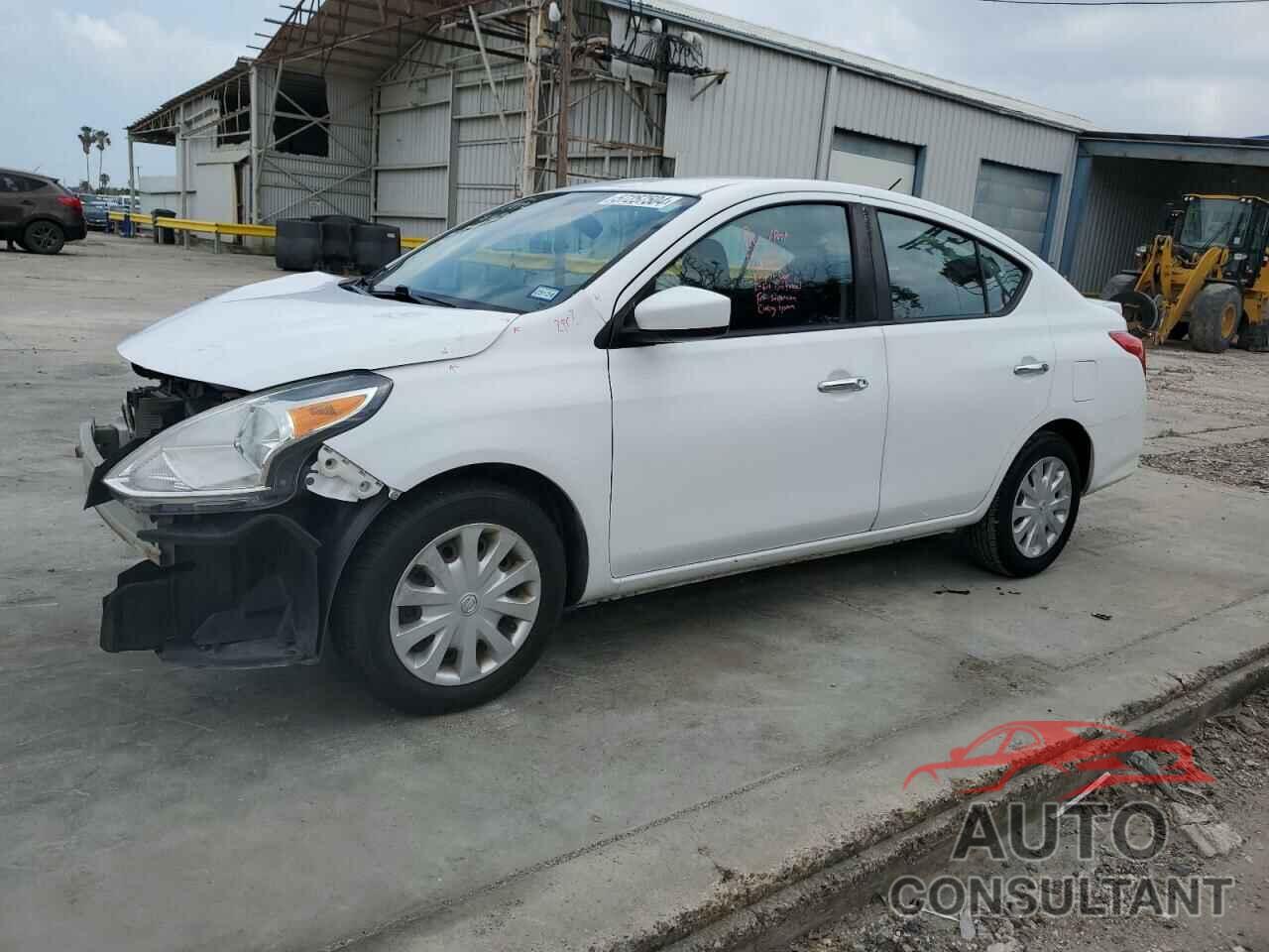 NISSAN VERSA 2019 - 3N1CN7AP6KL842708