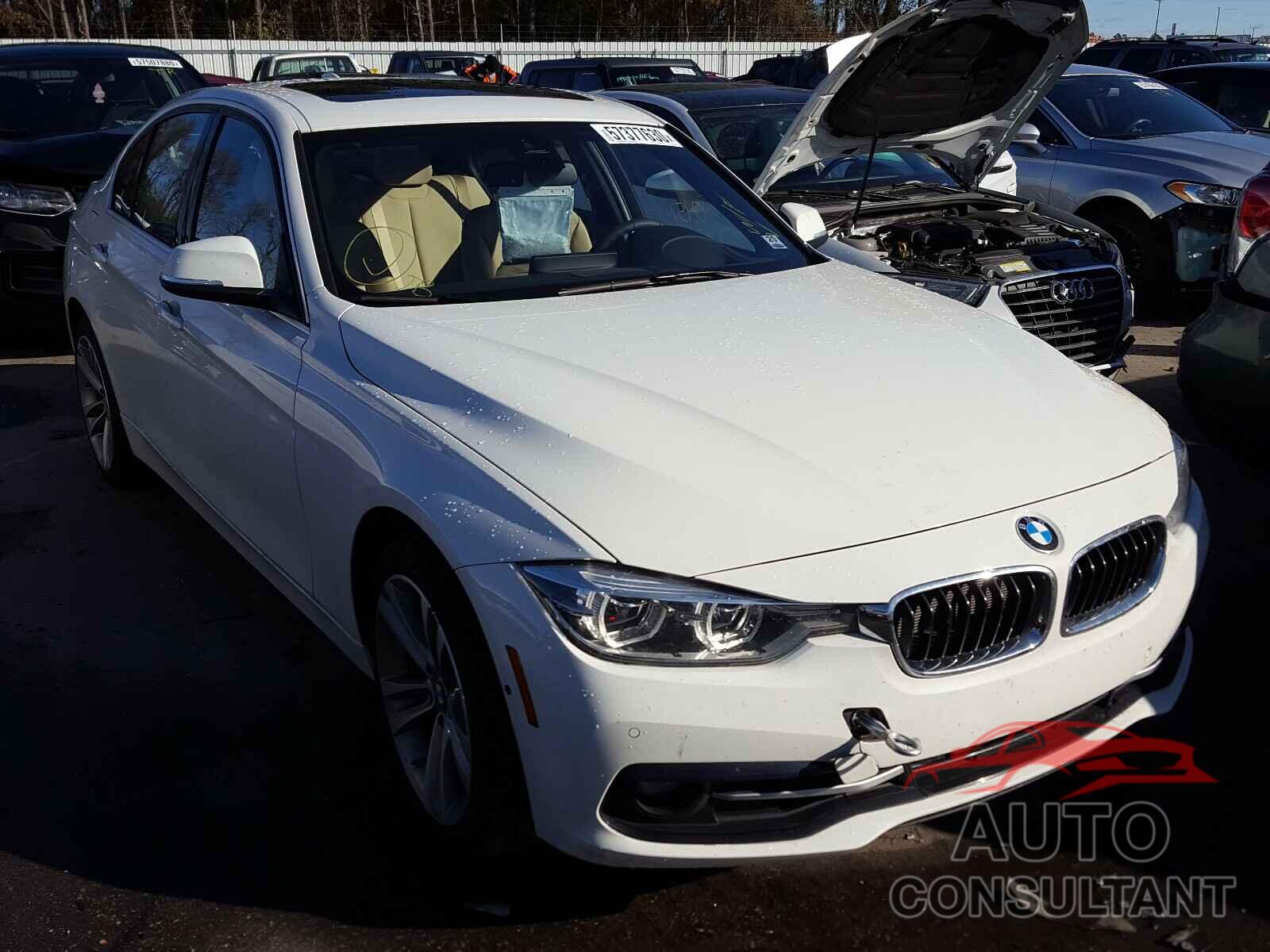 BMW 3 SERIES 2017 - WBA8B9C30HK885689