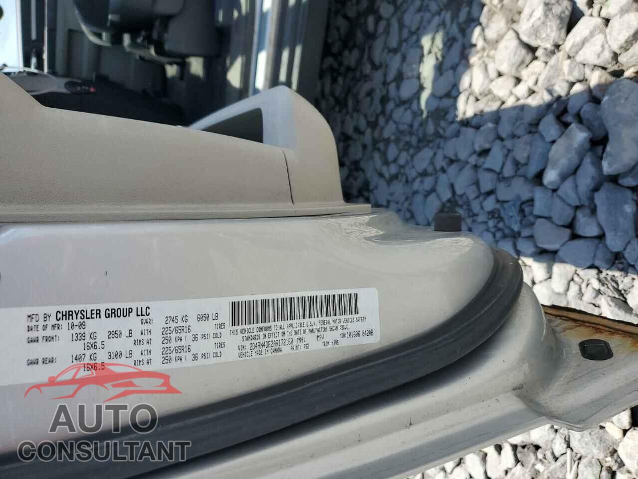 DODGE CARAVAN 2010 - 2D4RN4DE2AR172160