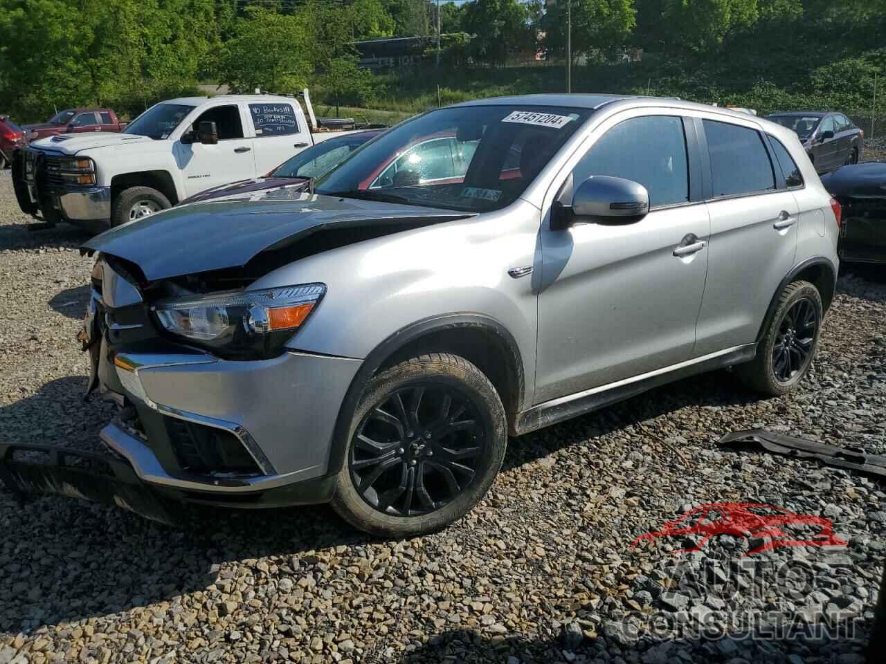 MITSUBISHI OUTLANDER 2018 - JA4AR3AU4JZ009983