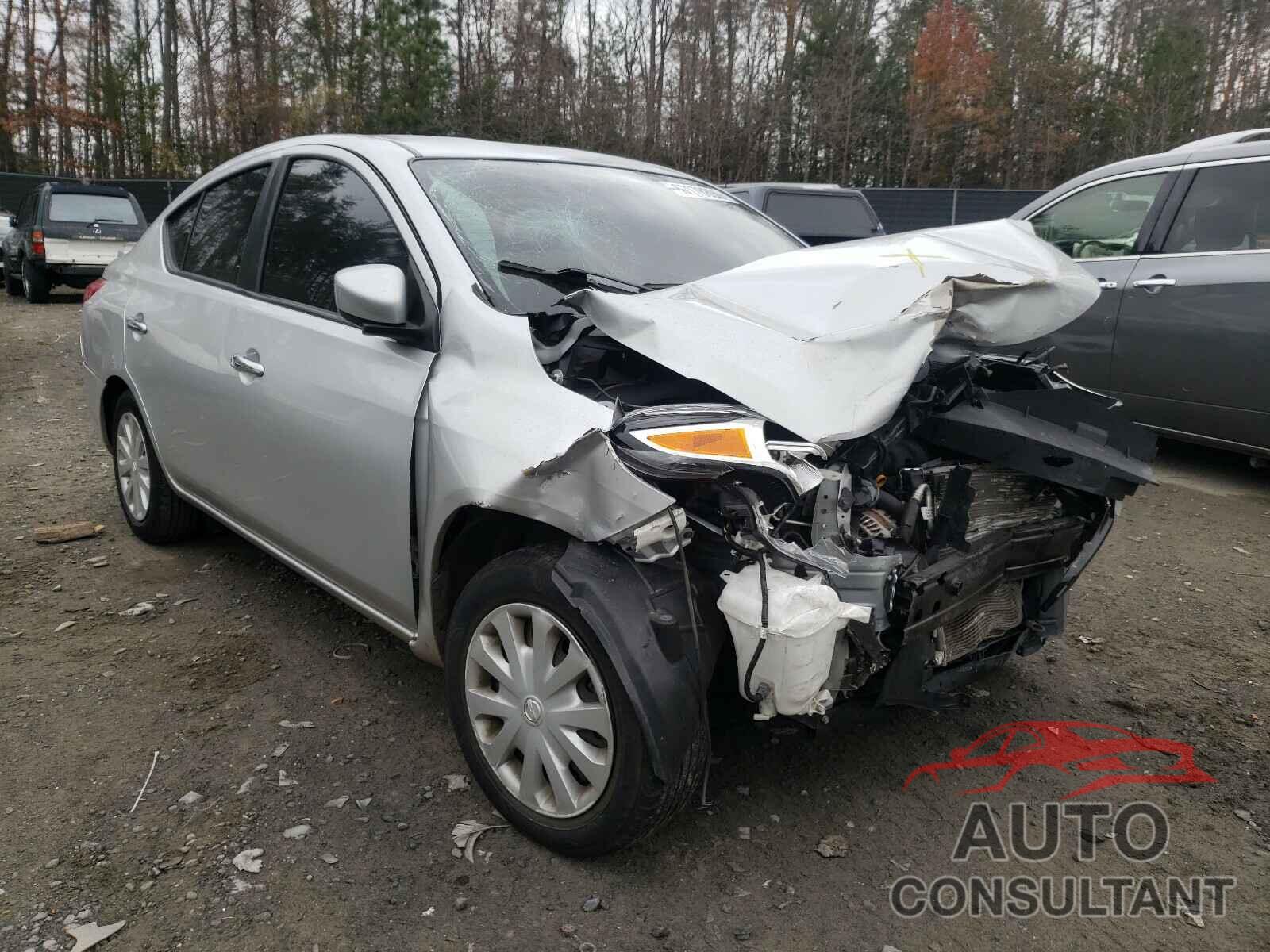 NISSAN VERSA 2018 - 3N1CN7AP9JK440640