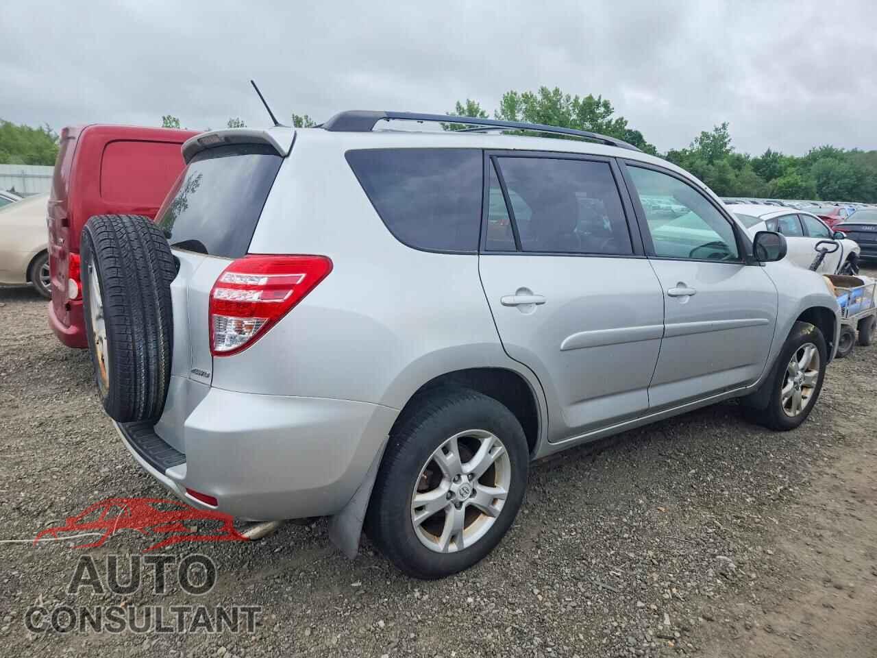 TOYOTA RAV4 2011 - 2T3BF4DV1BW107772
