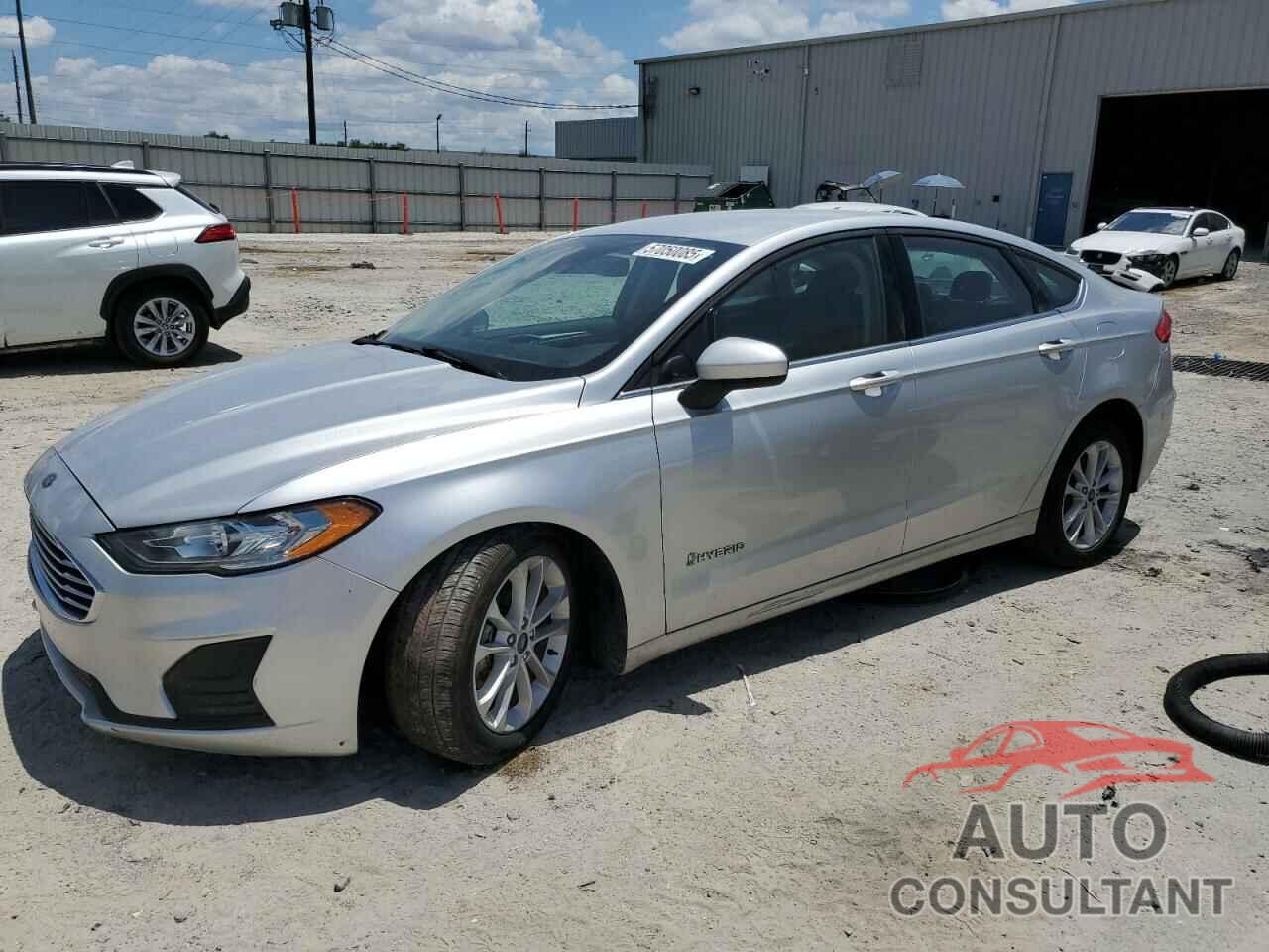 FORD FUSION 2019 - 3FA6P0LU0KR193764