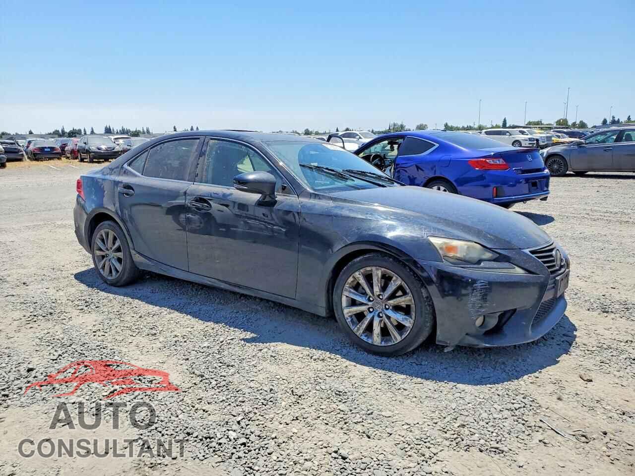 LEXUS IS 2014 - JTHBF1D20E5017902