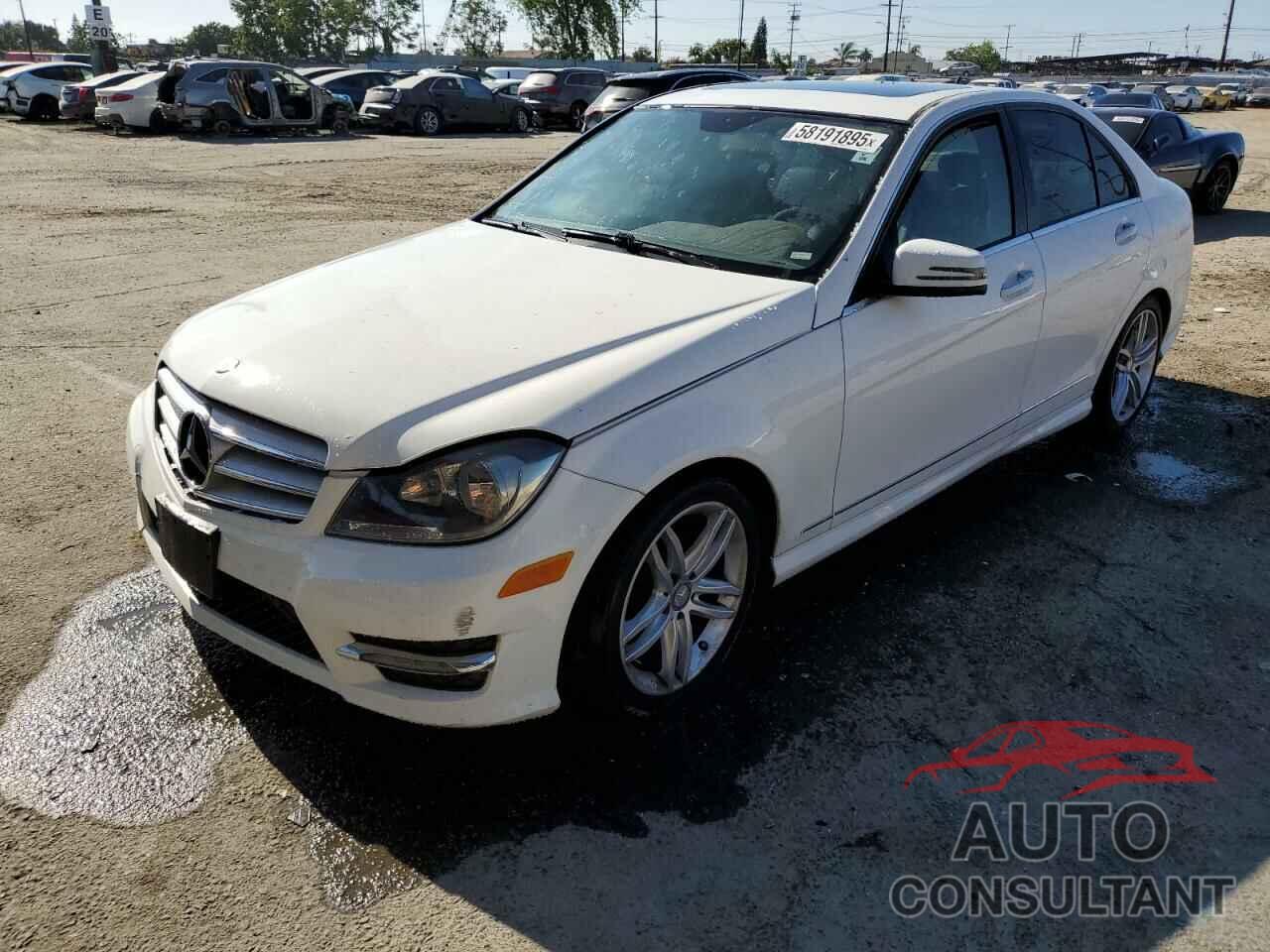 MERCEDES-BENZ C-CLASS 2013 - WDDGF4HB0DR276454