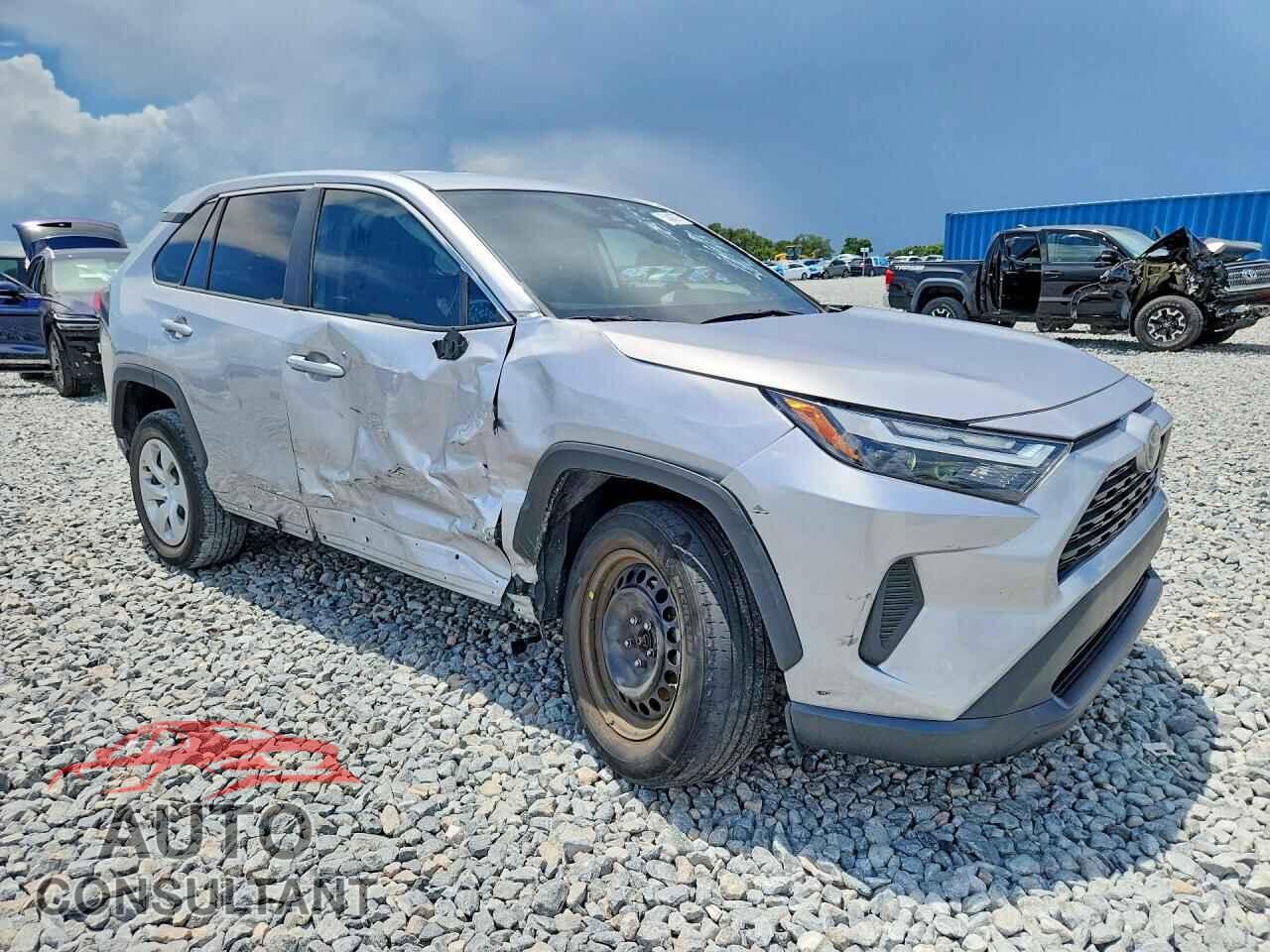 TOYOTA RAV4 2024 - 2T3H1RFV2RC287357