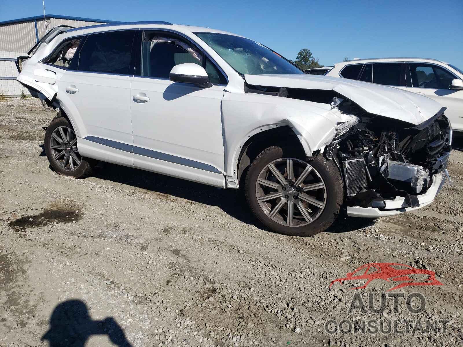 AUDI Q7 2018 - WA1VAAF75JD011691