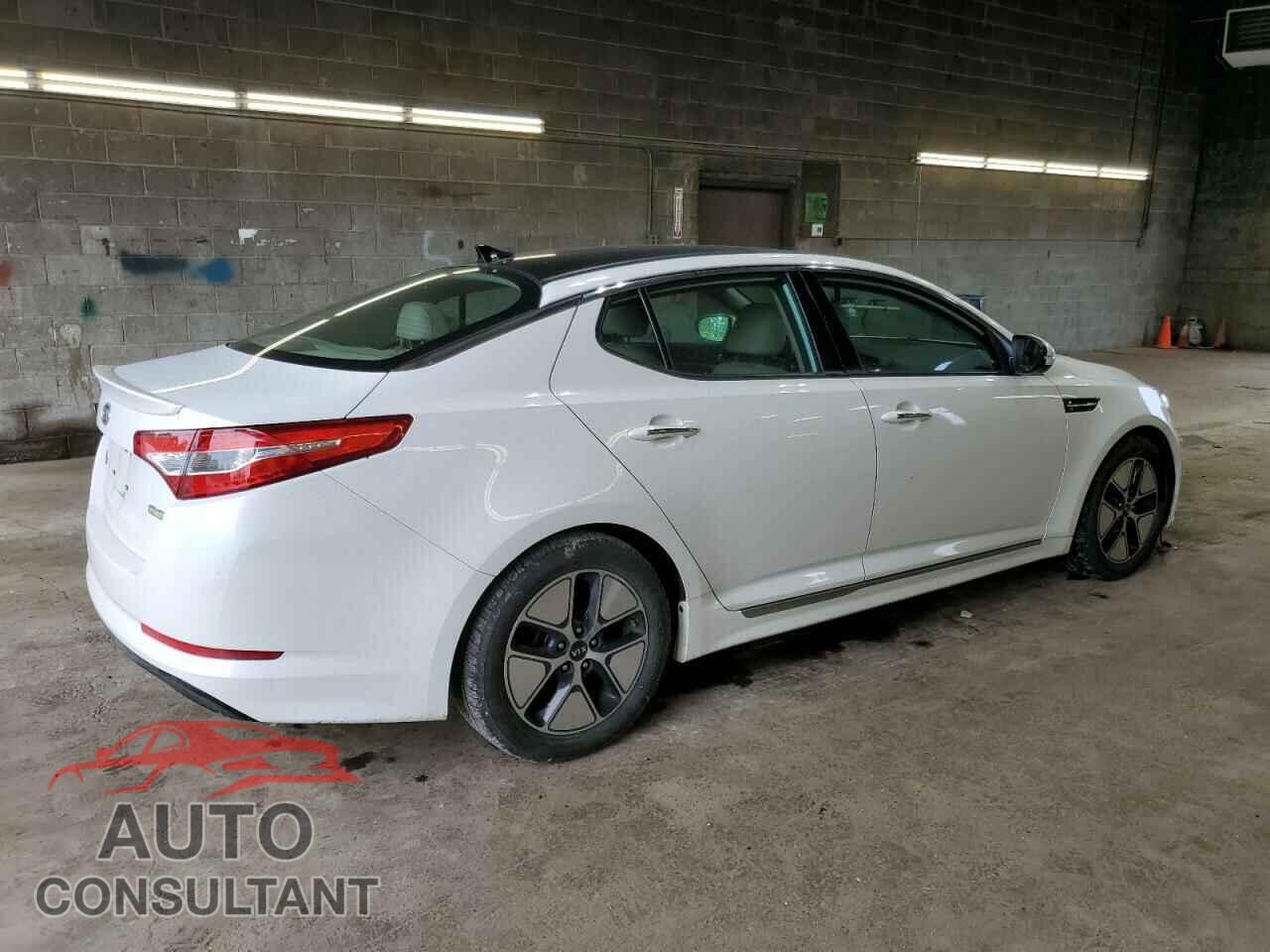 KIA OPTIMA 2011 - KNAGM4AD3B5000251