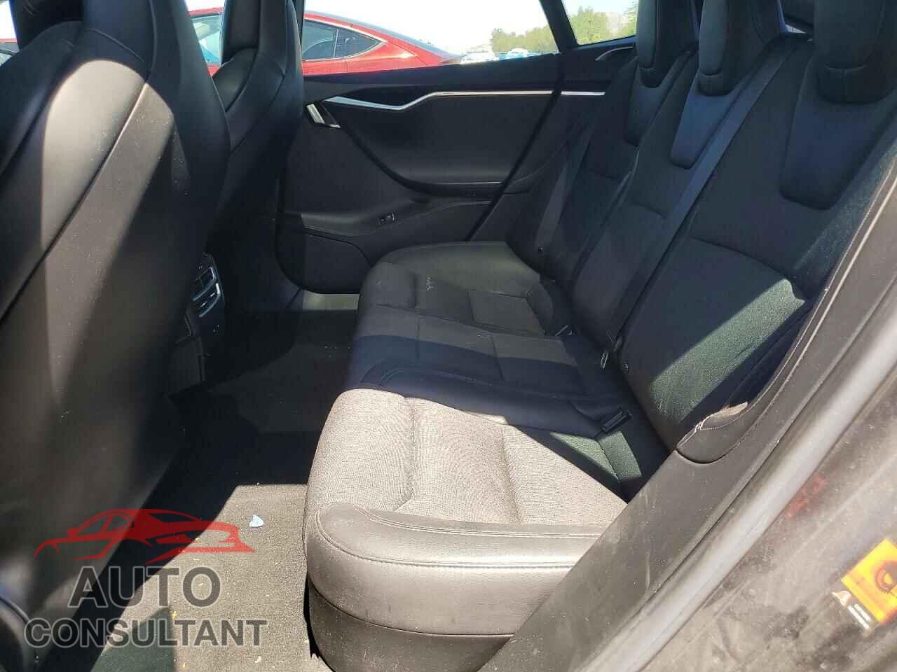 TESLA MODEL S 2017 - 5YJSA1E29HF215041