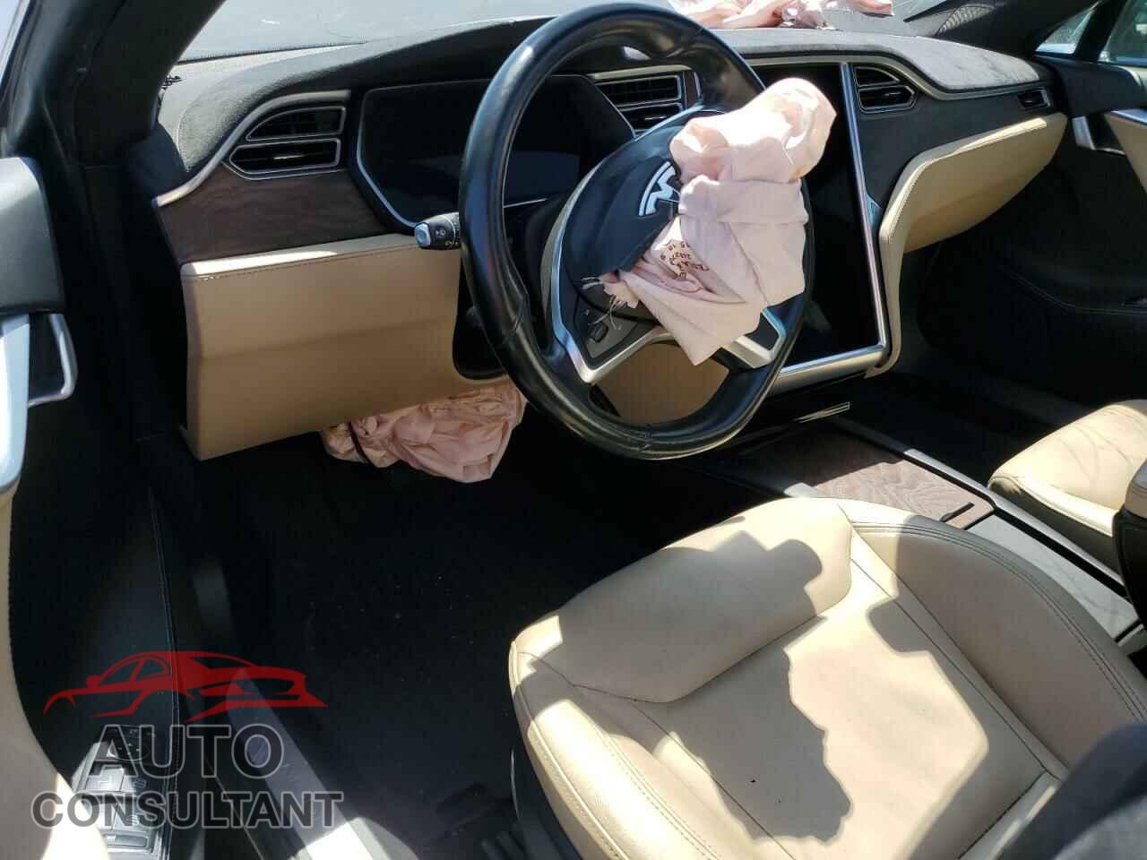 TESLA MODEL S 2016 - 5YJSA1E26GF139650