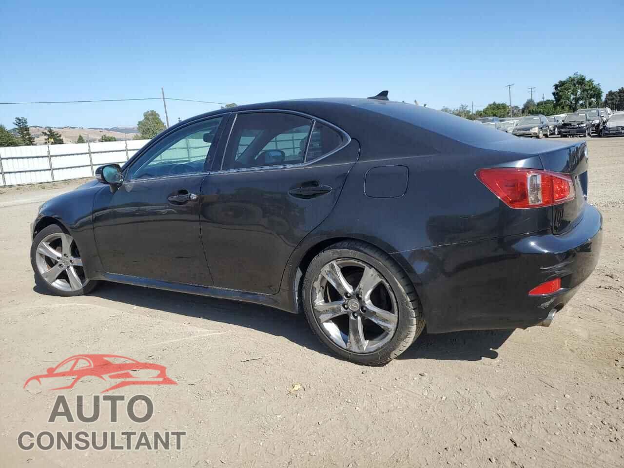 LEXUS IS 2011 - JTHBF5C26B5135876