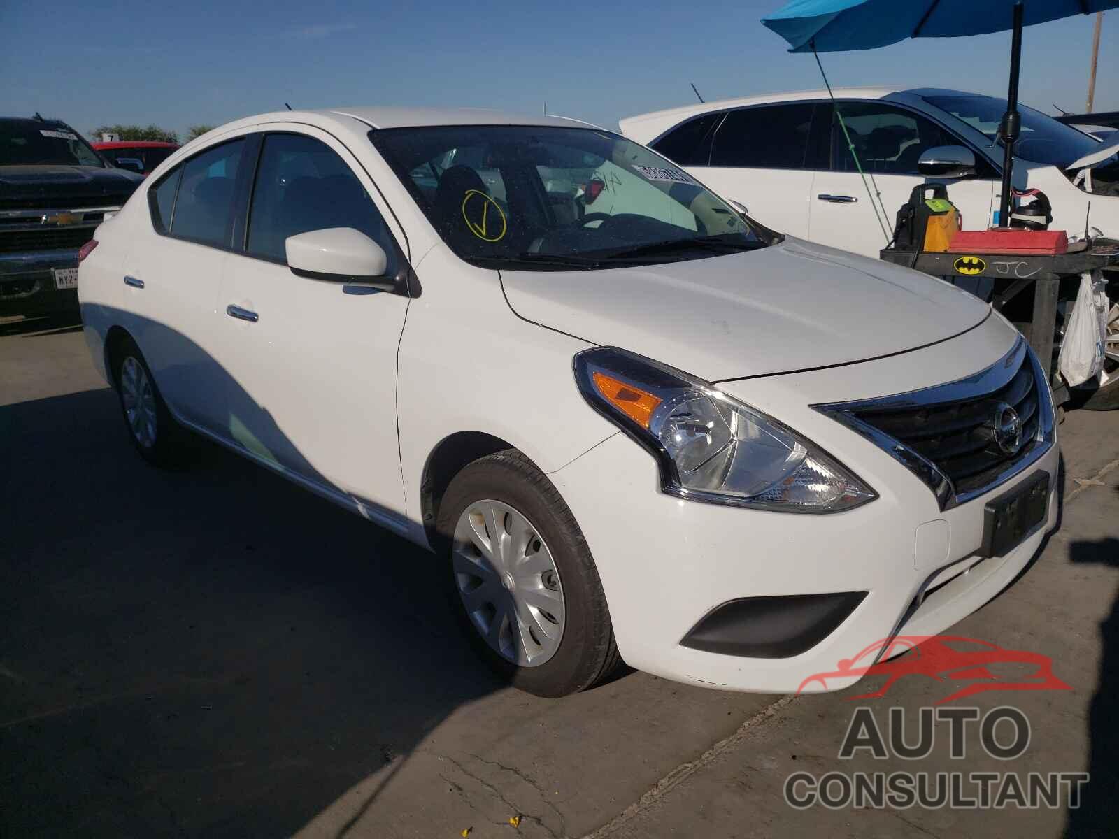 NISSAN VERSA 2019 - 3N1CN7AP3KL855951