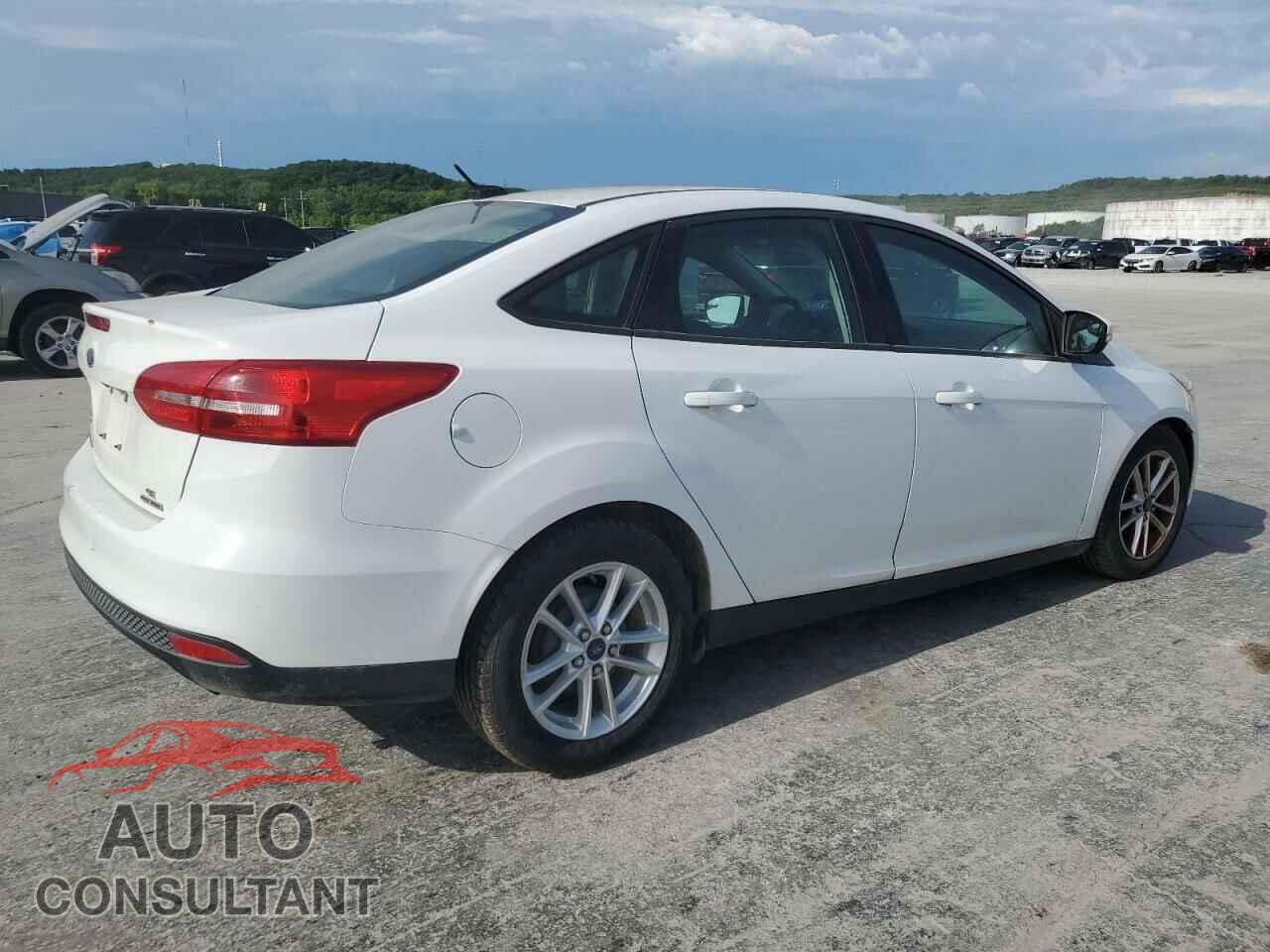 FORD FOCUS 2015 - 1FADP3F2XFL220072