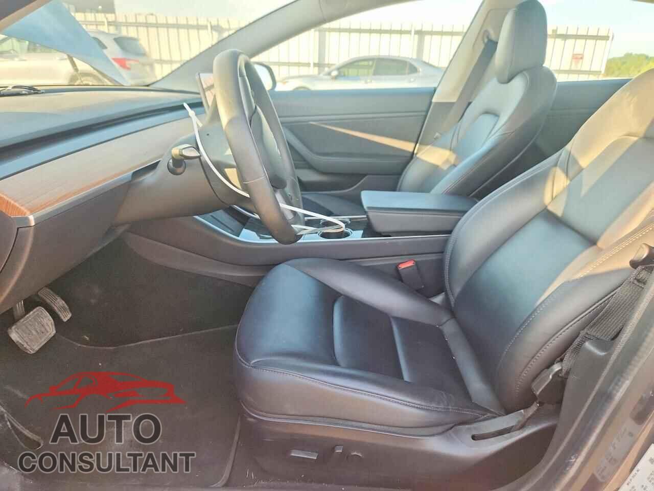 TESLA MODEL 3 2020 - 5YJ3E1EB2LF741478