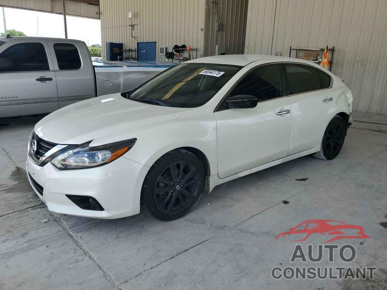 NISSAN ALTIMA 2017 - 1N4AL3AP6HC281939