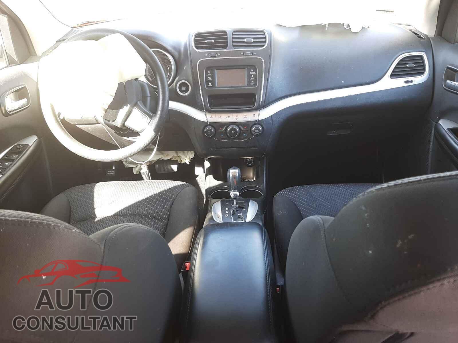 DODGE JOURNEY 2019 - 3C4PDCAB7KT797499
