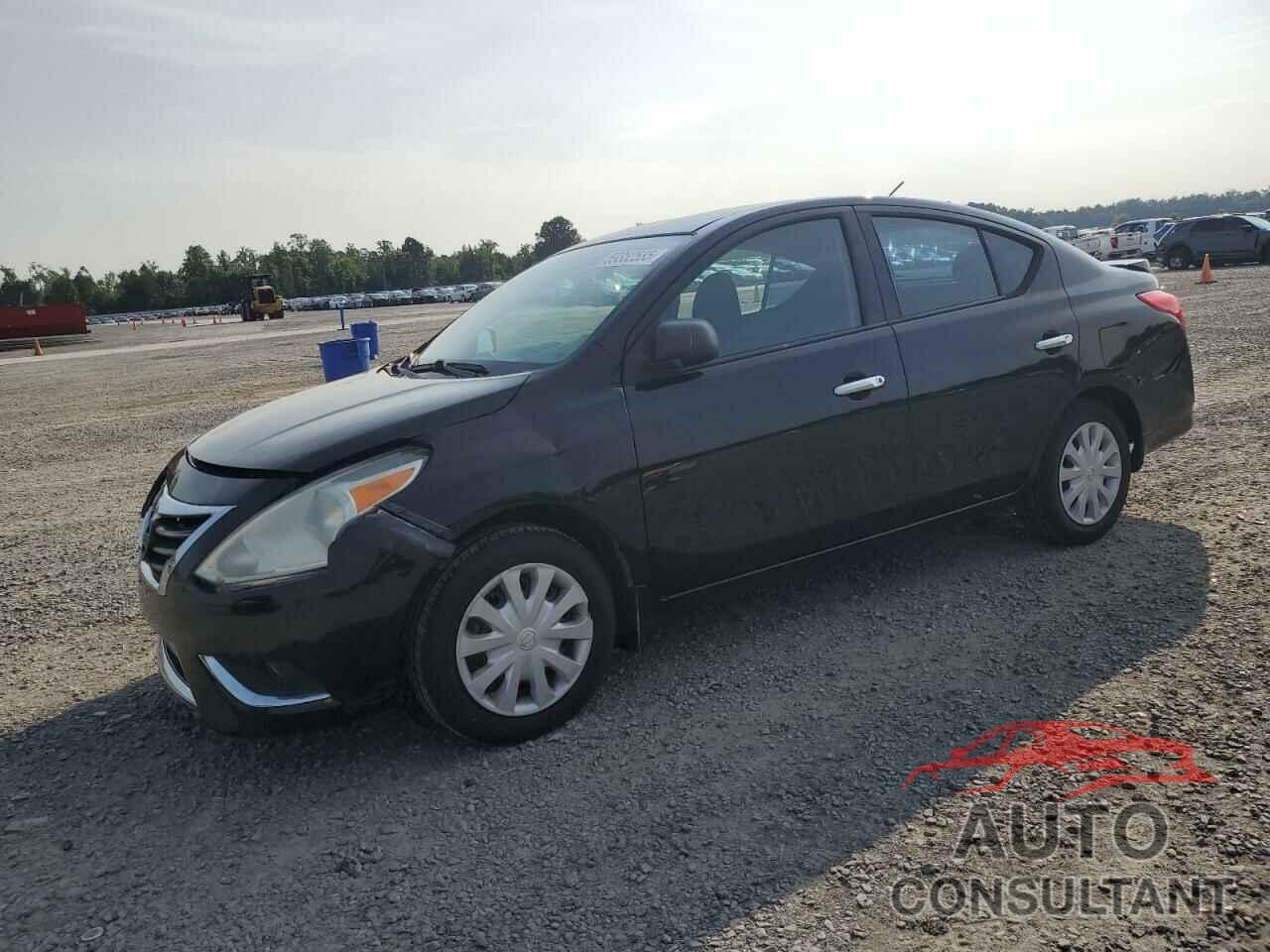 NISSAN VERSA 2015 - 3N1CN7AP5FL891369