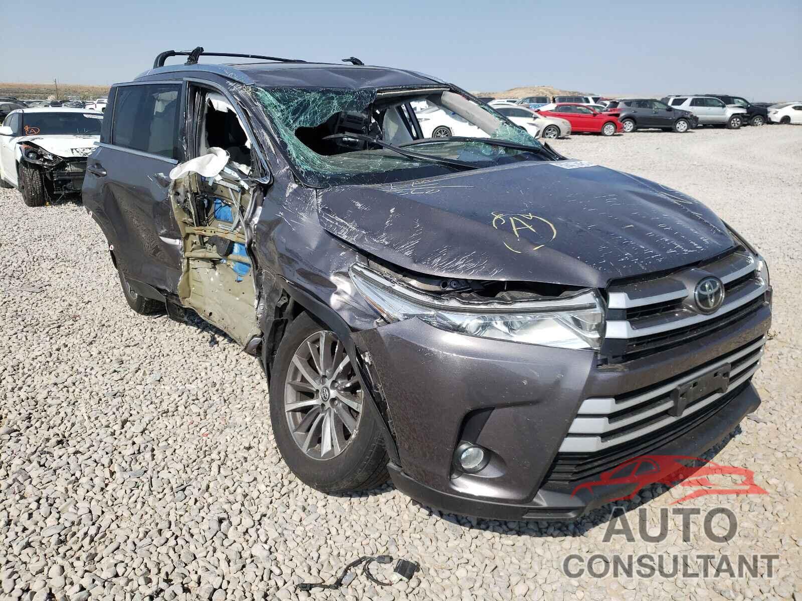 TOYOTA HIGHLANDER 2019 - 5TDJZRFH7KS584537