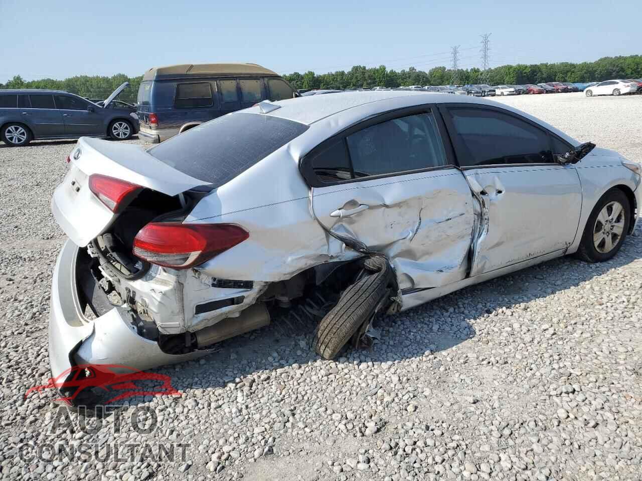 KIA FORTE 2017 - 3KPFL4A78HE048076
