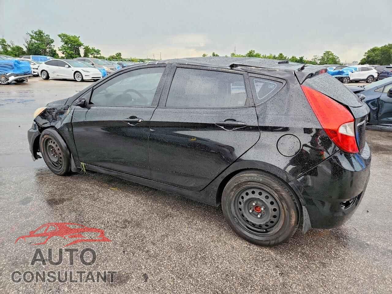 HYUNDAI ACCENT 2013 - KMHCT5AE5DU104831