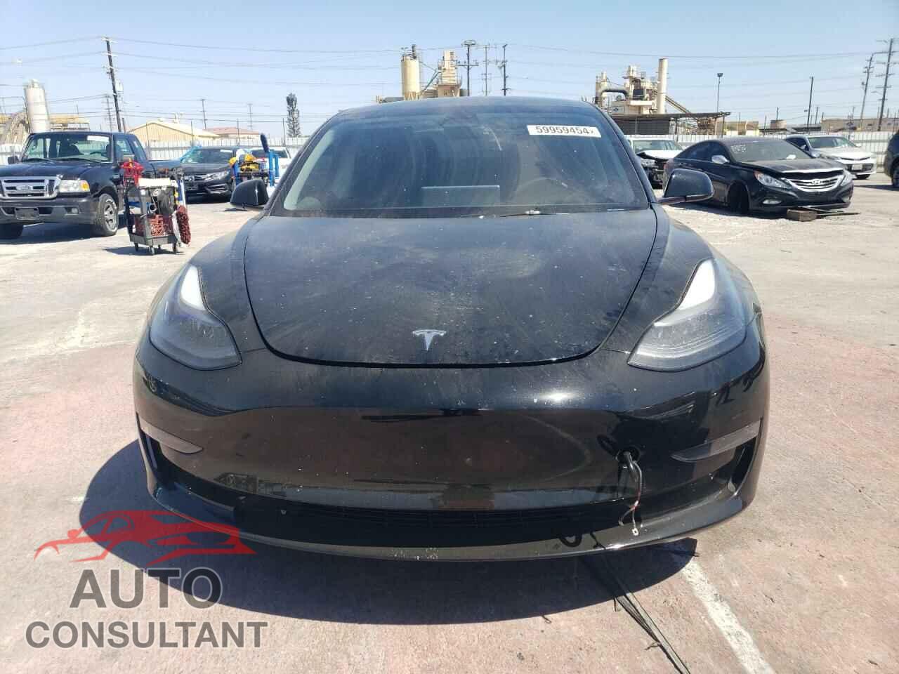 TESLA MODEL 3 2023 - 5YJ3E1EA0PF563647