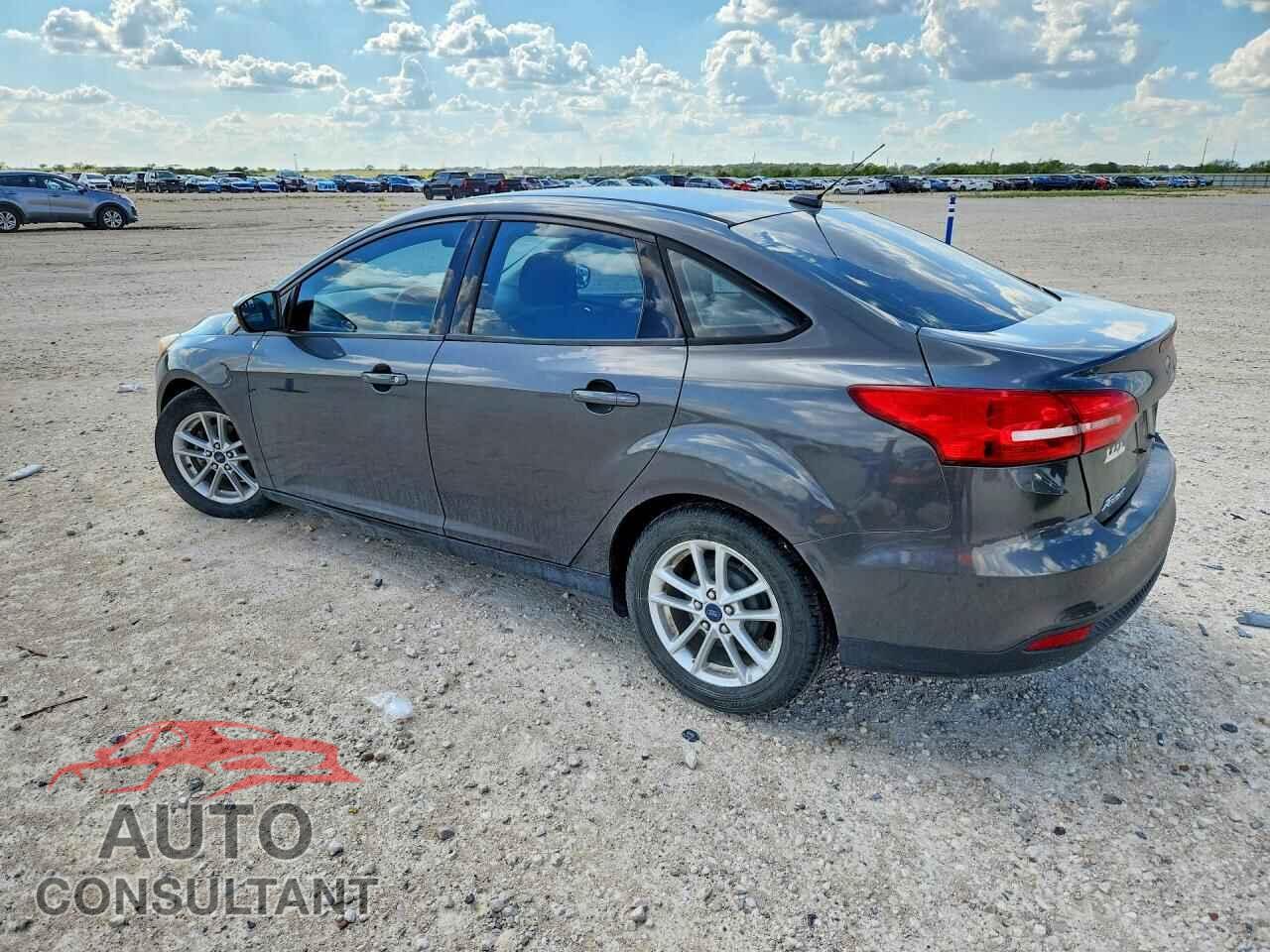 FORD FOCUS 2015 - 1FADP3F2XFL203708
