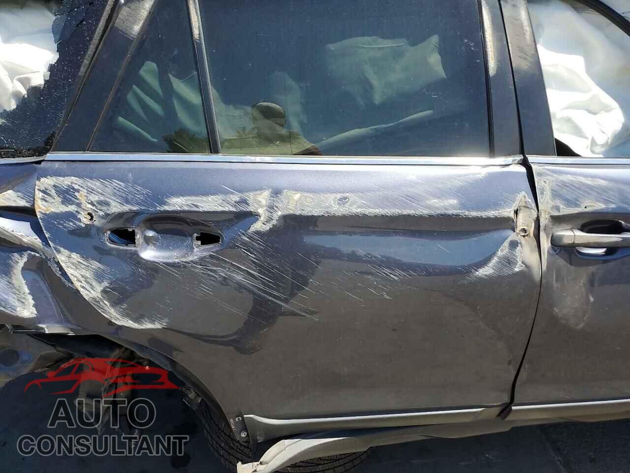SUBARU OUTBACK 2017 - 4S4BSENC6H3365579