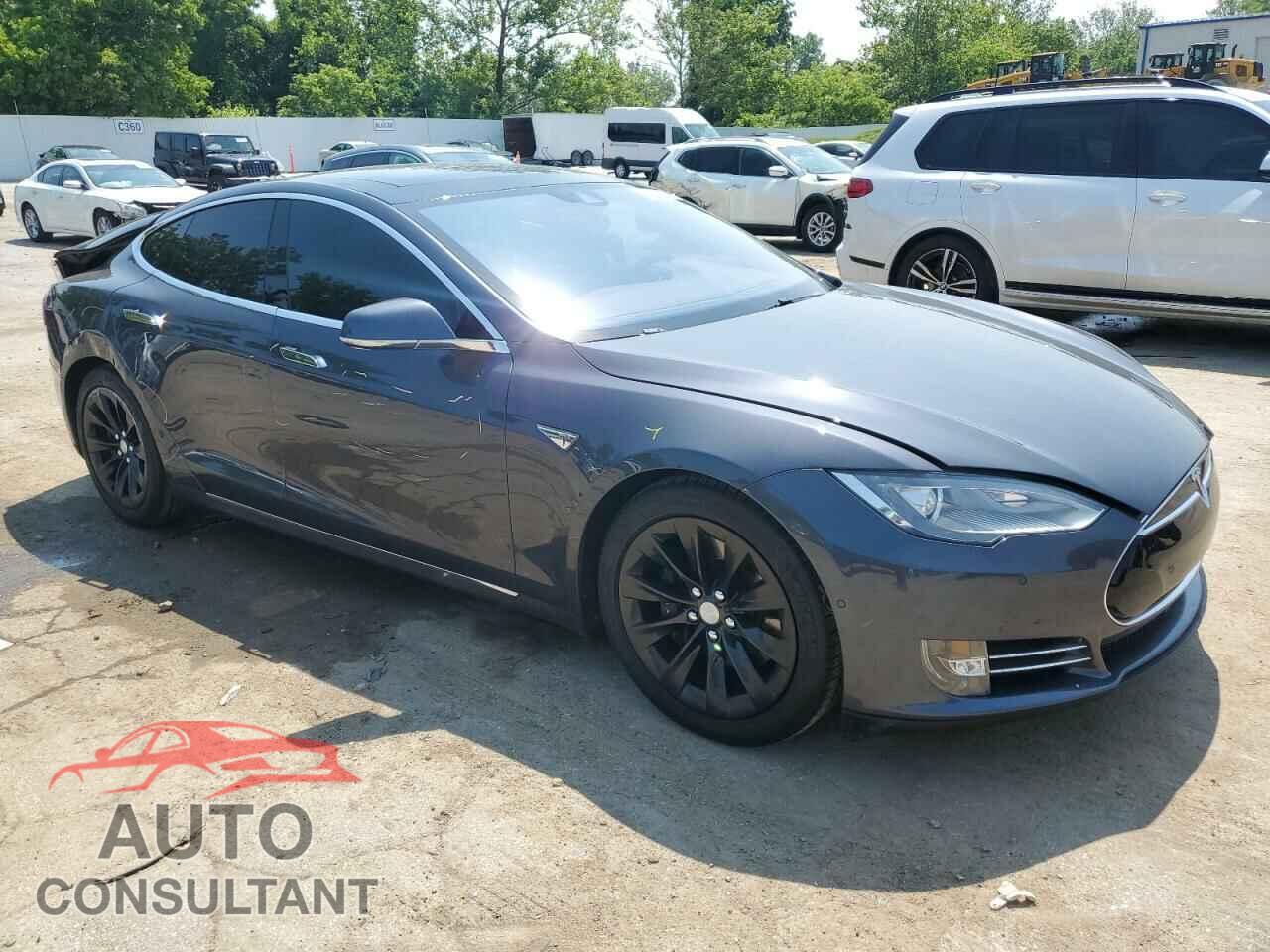 TESLA MODEL S 2016 - 5YJSA1E28GF129962
