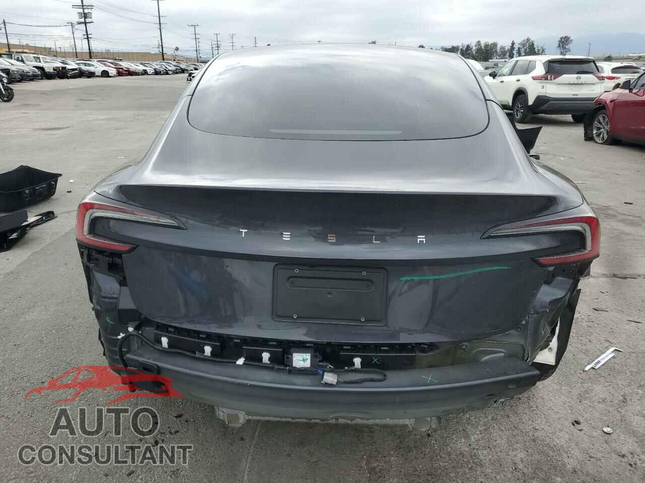TESLA MODEL 3 2024 - 5YJ3E1EA1RF830586