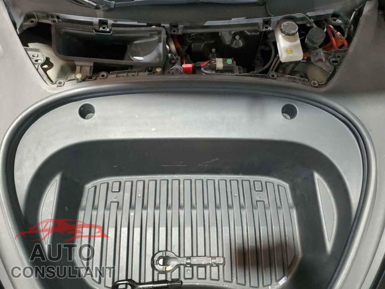 TESLA MODEL 3 2022 - 5YJ3E1EA6NF190076