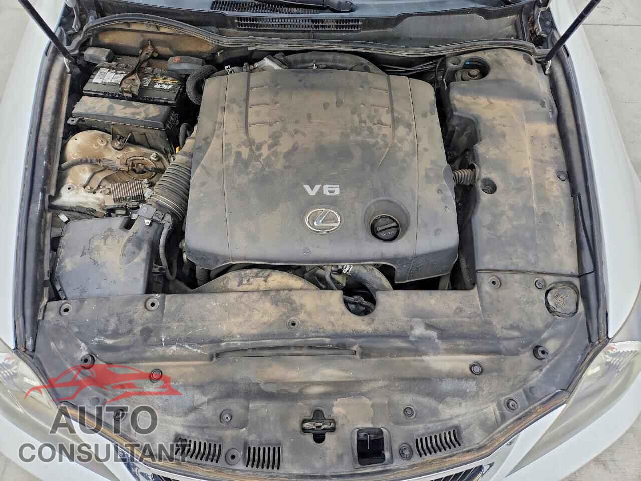 LEXUS IS 2012 - JTHFF2C2XC2526029