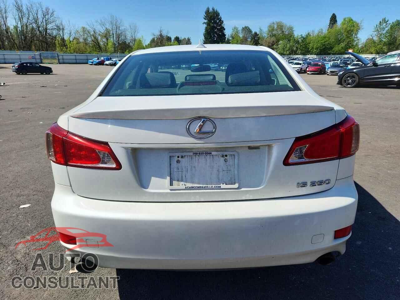 LEXUS IS 2011 - JTHBF5C29B5132518