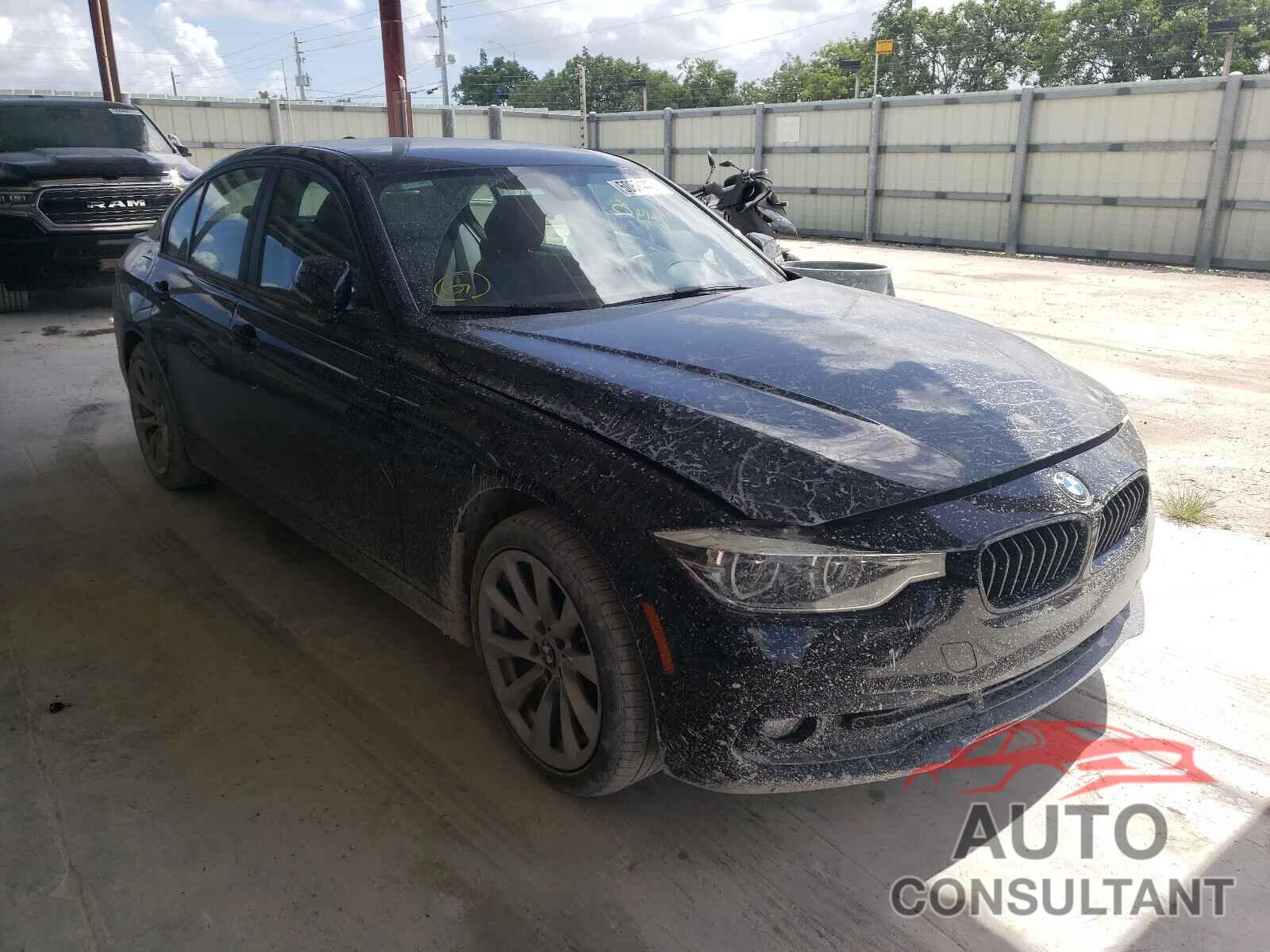 BMW 3 SERIES 2018 - WBA8A9C50JK623231