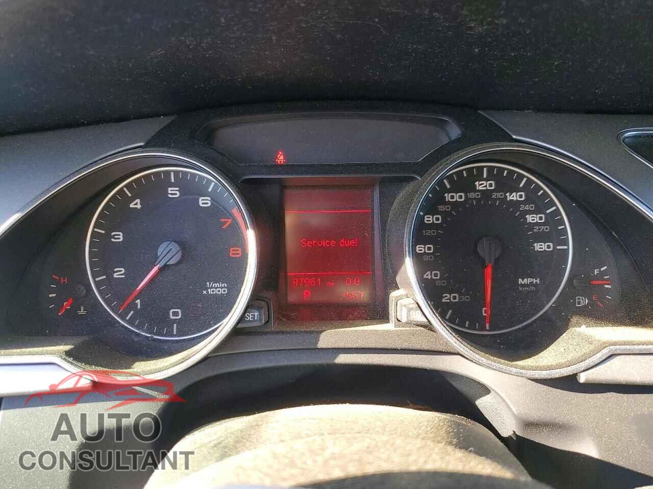 AUDI A5 2011 - WAUCFAFH8BN003875
