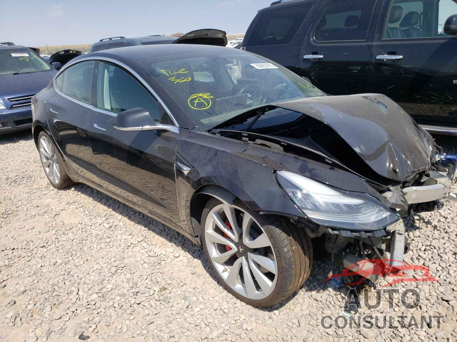 TESLA MODEL 3 2018 - 5YJ3E1EB6JF107779