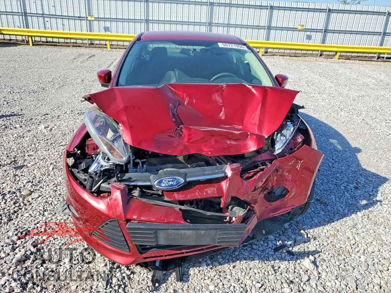 FORD FOCUS 2014 - 1FADP3F25EL149331