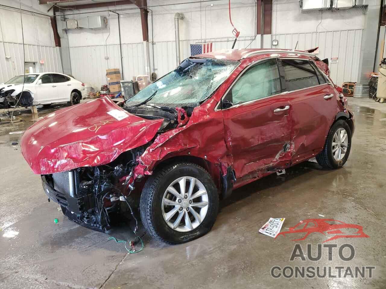 KIA SORENTO 2018 - 5XYPG4A52JG347000