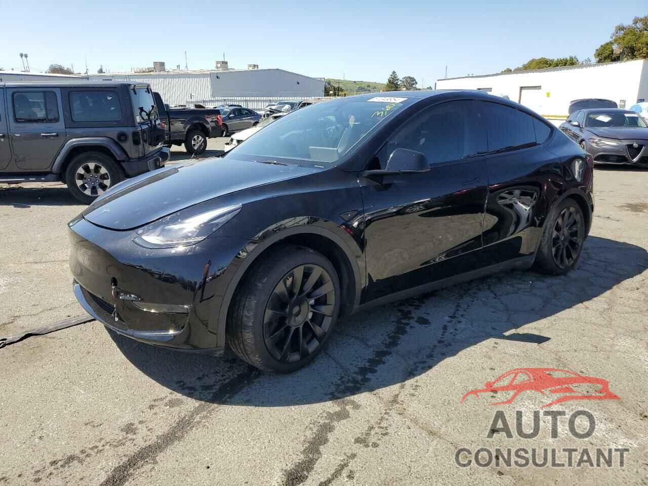 TESLA MODEL Y 2023 - 7SAYGAEE9PF813876