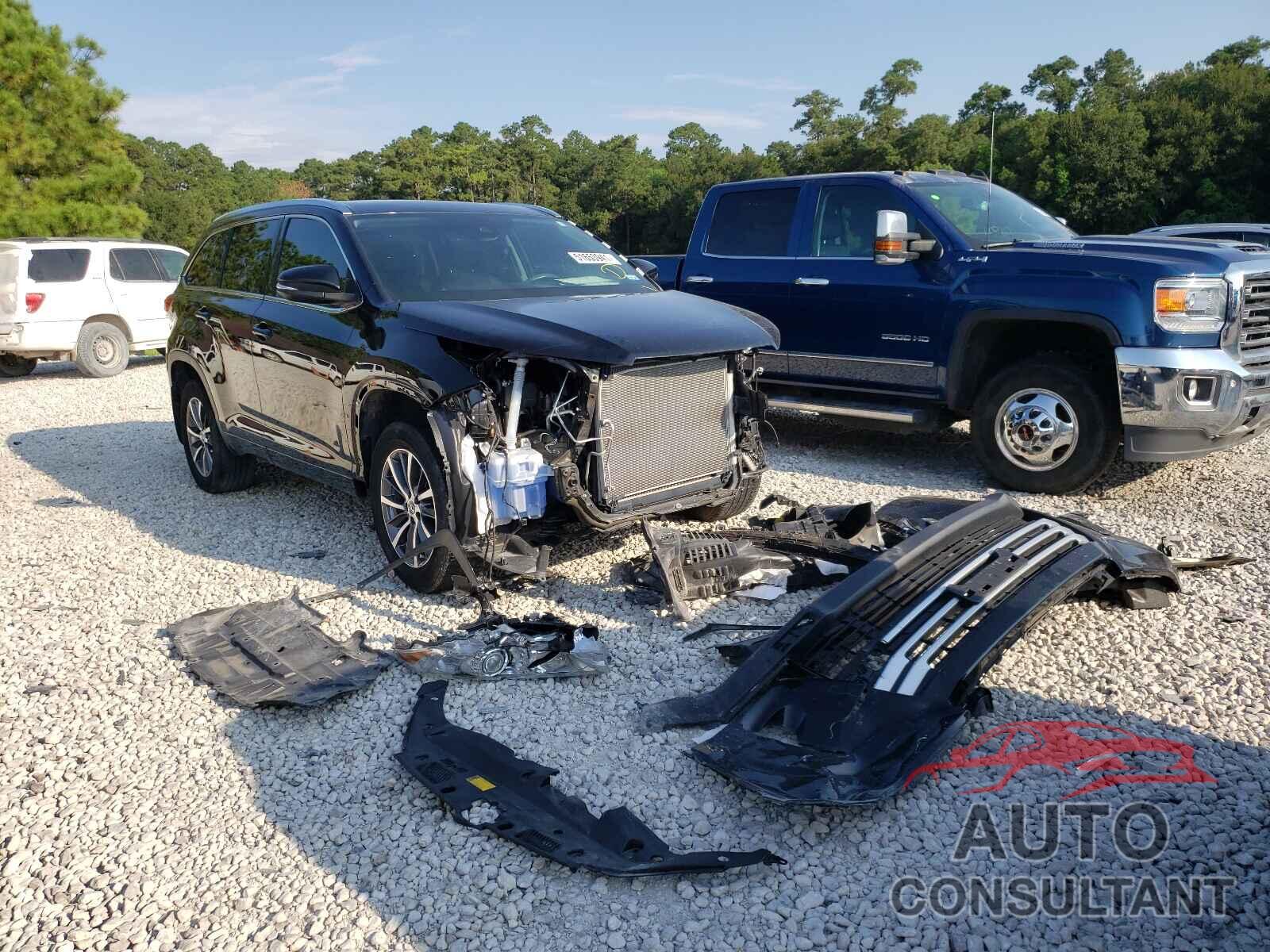 TOYOTA HIGHLANDER 2018 - 5TDKZRFH4JS545732