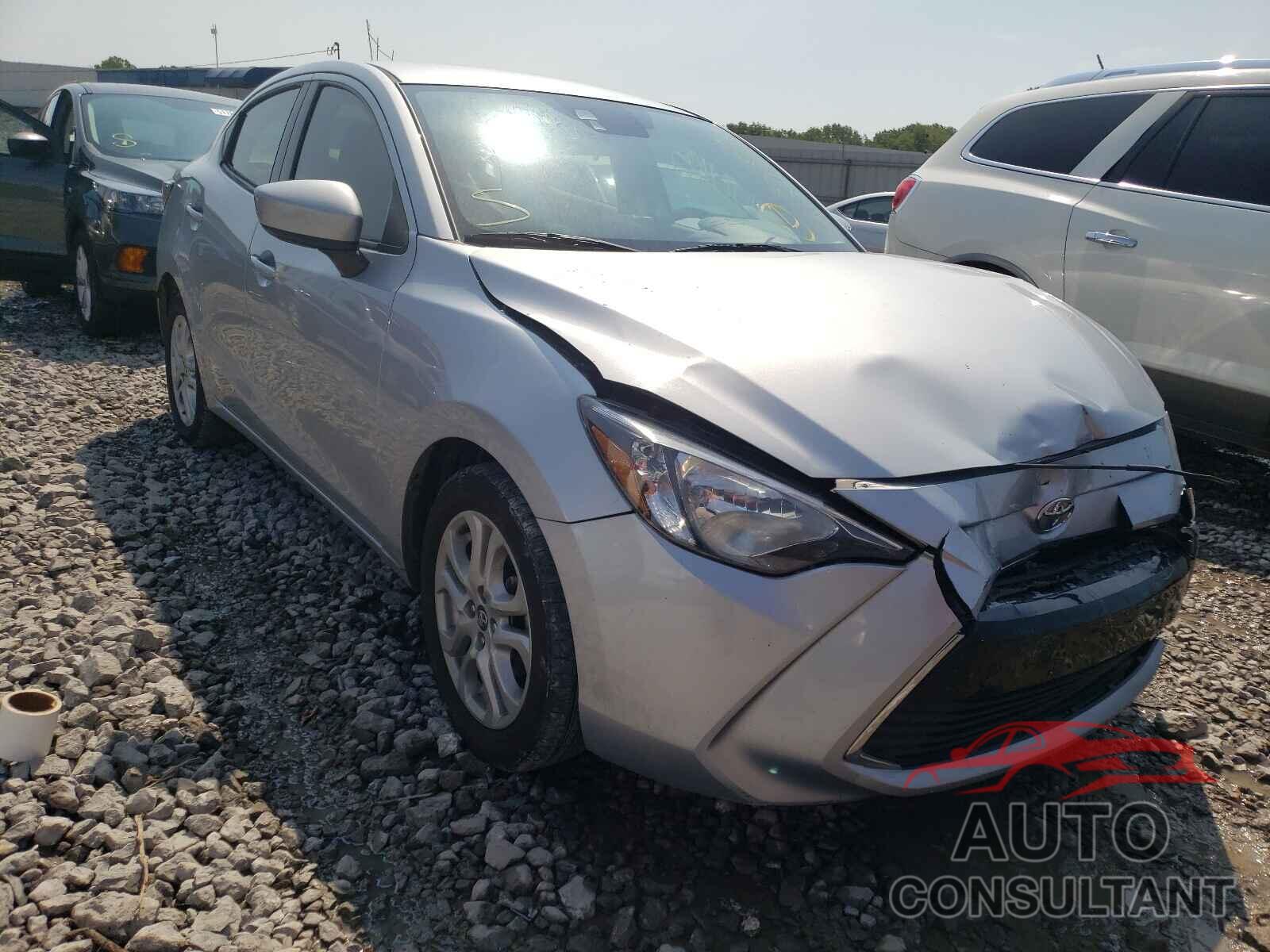 TOYOTA YARIS 2018 - 3MYDLBYV5JY302557