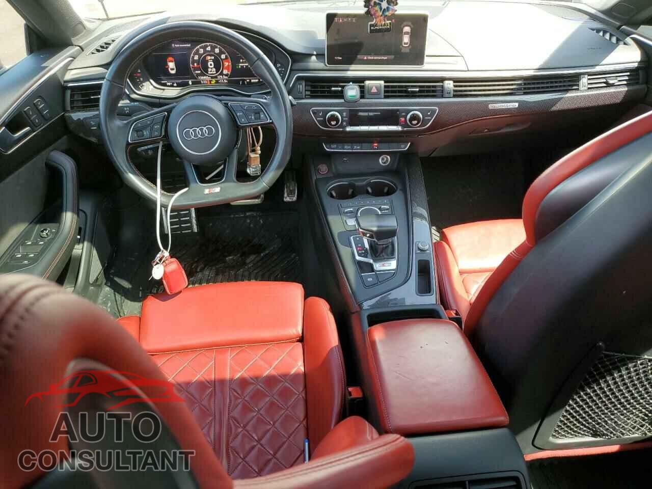 AUDI S5/RS5 2018 - WAUC4CF50JA101070