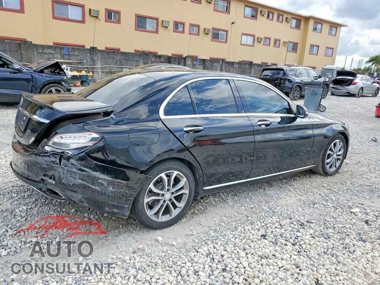 MERCEDES-BENZ C-CLASS 2017 - 55SWF4JB7HU183473