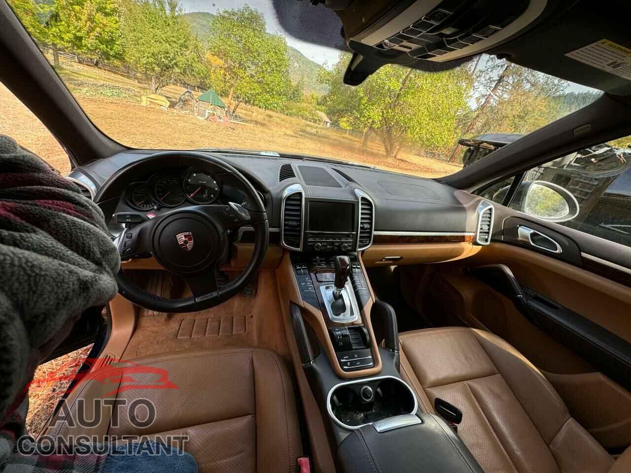 PORSCHE CAYENNE 2011 - WP1AA2A29BLA03671