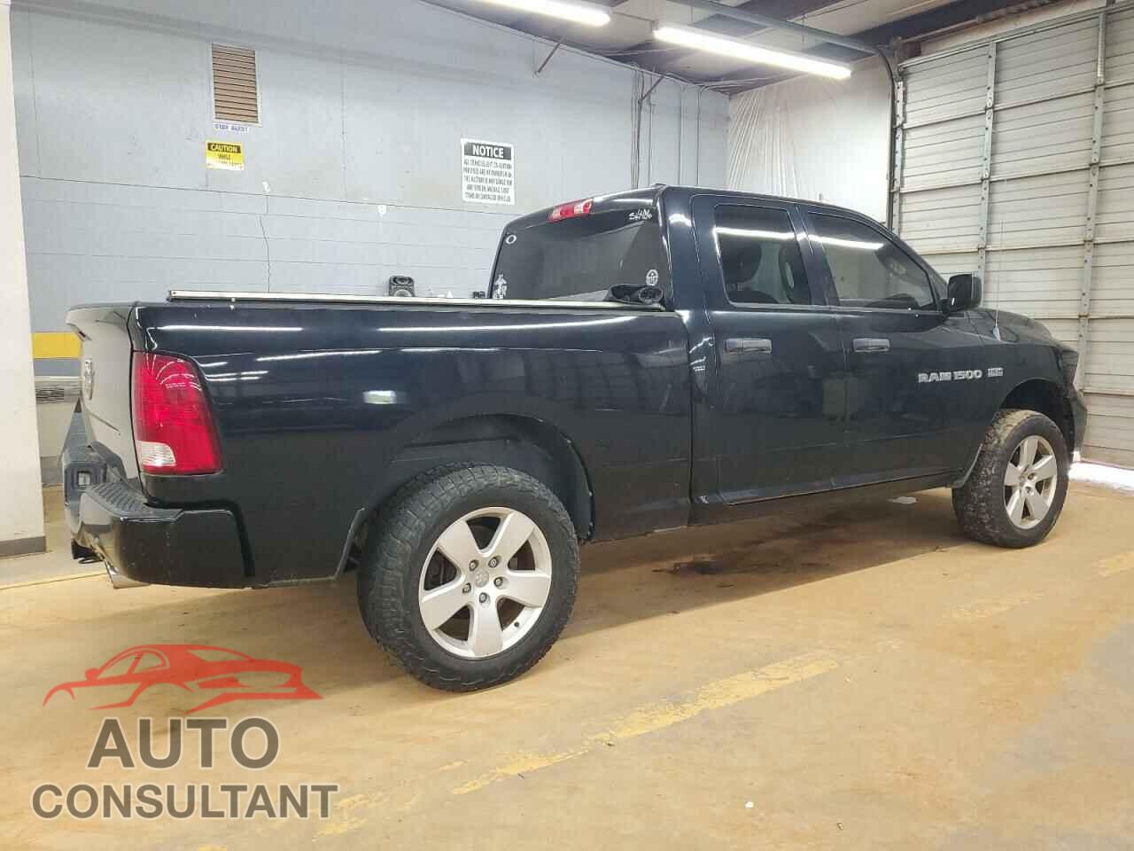 DODGE RAM 1500 2012 - 1C6RD7FT2CS202876