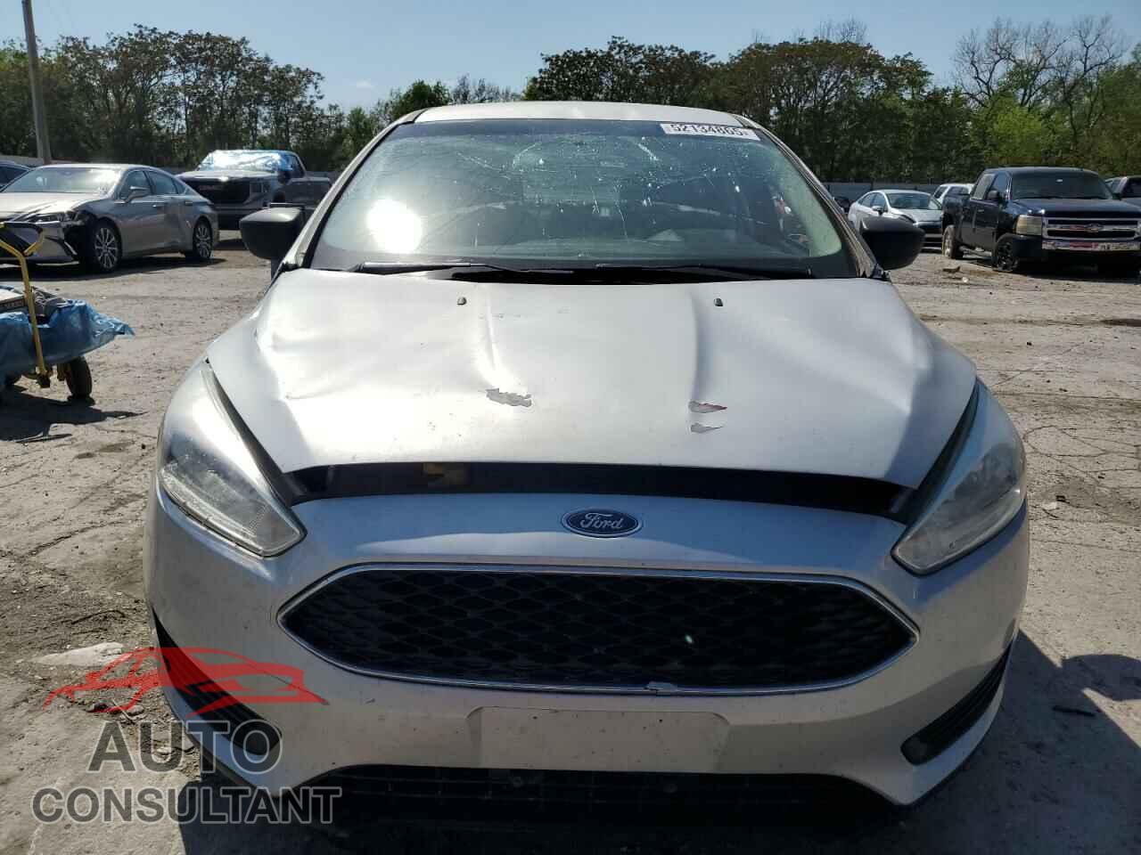 FORD FOCUS 2017 - 1FADP3E26HL295582