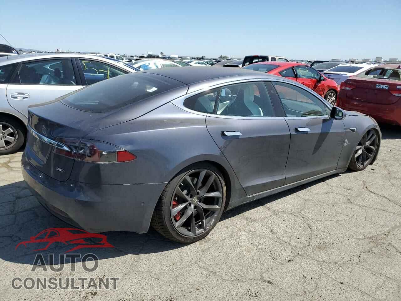 TESLA MODEL S 2017 - 5YJSA1E24HF199752